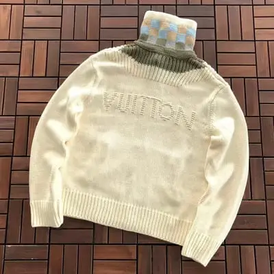 ￥~399 L🔥SWEATER 77070312 (im 185CM 80KG iwear size M in the photo)