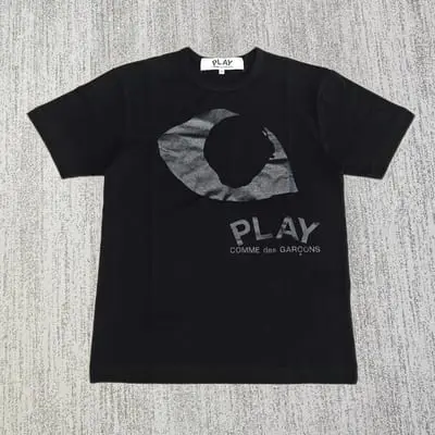 CDG PLAY TEE