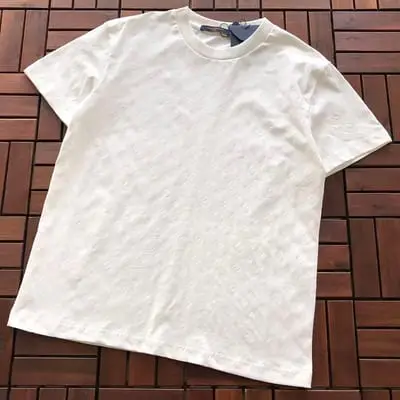 ￥~169 L🔥T-SHIRT 77072310 (im 185CM 70KG iwear size S in the photo)