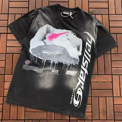 ￥~135 HELLSTAR T-SHIRT 55071703 (im 185CM 80KG iwear size L in the photo)