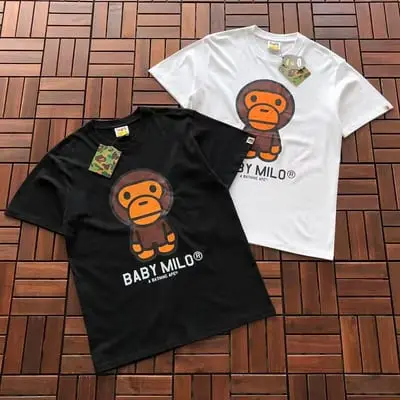 ￥~79 BAPE T-SHIRT 77070817 (im 185CM 70KG iwear size M in the photo)