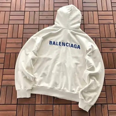 ￥~308 B🔥L🔥🔥🔥IA🔥A HOODIE 77072180 (im 185CM 70KG iwear size M in the photo)