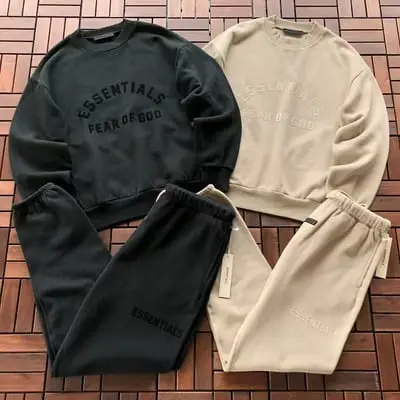 TOP￥ 175 PANTS￥ 165 FOG SWEATER TROUSERS FLEECE 88080320 (im 185CM 80KG iwear size S in the photo)