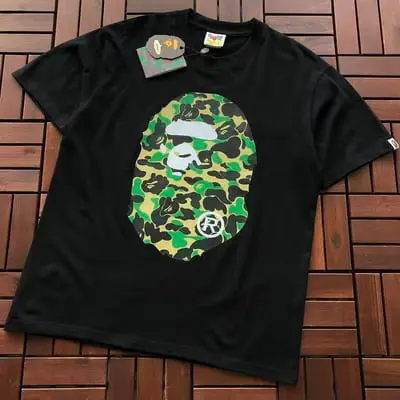 ￥~79 BAPE T-SHIRT 77072143 (im 185CM 70KG iwear size L in the photo)