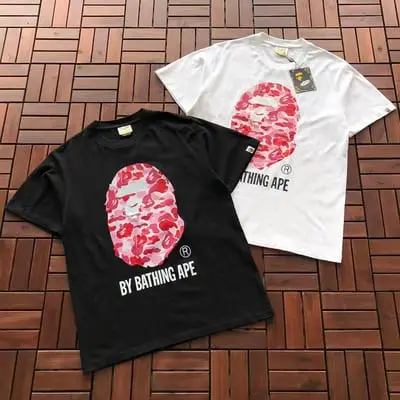 ￥~75 BAPE T-SHIRT 66071404 (im 185CM 70KG iwear size M in the photo)