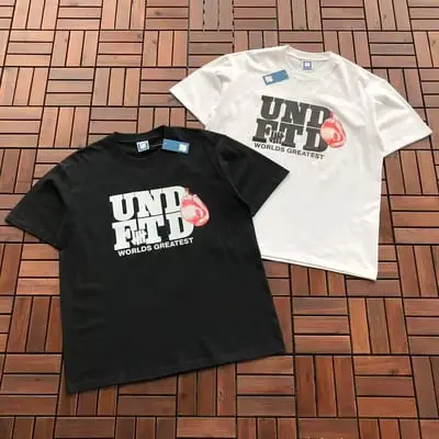 ￥~85 UNDEFEATED T-SHIRT 55063099 (im 180CM 68KG iwear size L in the photo)