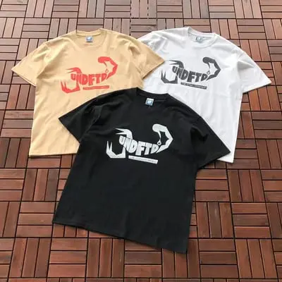 ￥~85 UNDEFEATED T-SHIRT 55063057 (im 180CM 68KG iwear size L in the photo)