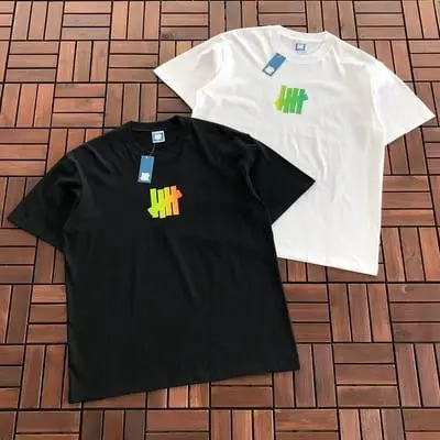 ￥~85 UNDEFEATED T-SHIRT 55070675 (im 185CM 80KG iwear size L in the photo)