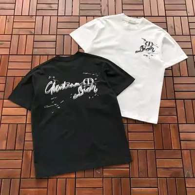 ￥ ~ 125 D🔥O🔥 T-SHIRT 55062916 (im 185CM 70KG iwear size M in the photo)