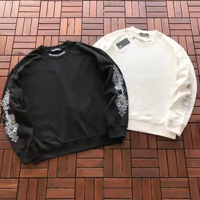 ￥~229 CH🔥OM🔥 HE🔥RTS SWEATER 66081217 (im 185CM 70KG iwear size L in the photo)
