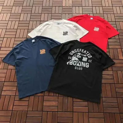 ￥~85 UNDEFEATED T-SHIRT 11123011 (im 180CM 68KG iwear size L in the photo)