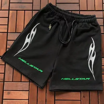 ￥~199 HELLSTAR SHORTS 55071723 (im 185CM 80KG iwear size M in the photo)