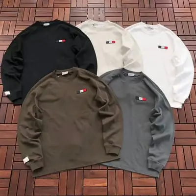 ￥~135 M🔥🔥🔥🔥🔥R LONG-SLEEVE 77081112 (im 185CM 70KG iwear size M in the photo)