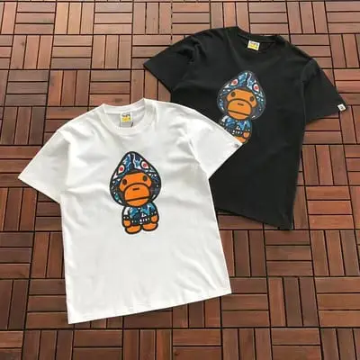 ￥~79 BAPE T-SHIRT 77071501 (im 180CM 68KG iwear size M in the photo)