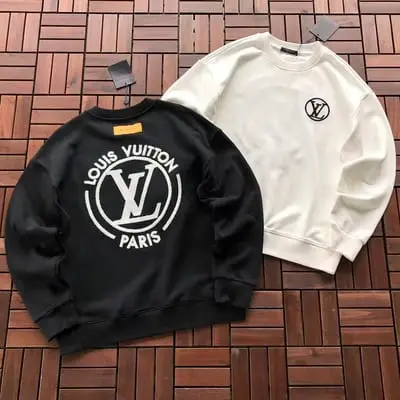 ￥ ~ 179 L🔥SWEATER 55080312 (im 185CM 80KG iwear size M in the photo)