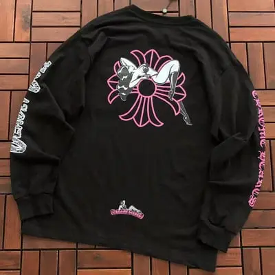 ￥~109 CH🔥OM🔥 HE🔥RTS LONG-SLEEVE 77071418 (im 185CM 70KG iwear size M in the photo)