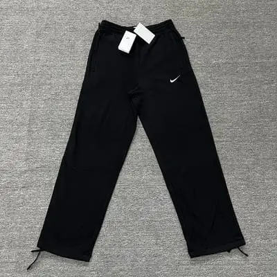 NK baggy sweatpants