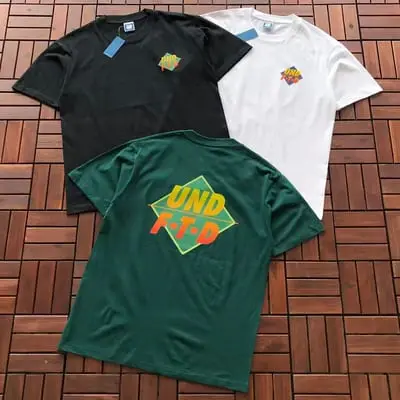￥~85 UNDEFEATED T-SHIRT 55071606 (im 185CM 70KG iwear size M in the photo)