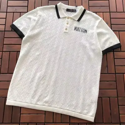 ￥ ~ 179 L🔥T-SHIRT SWEATER 55073018 (im 185CM 70KG iwear size S in the photo)
