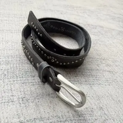 Fyredwrld Rivet belt