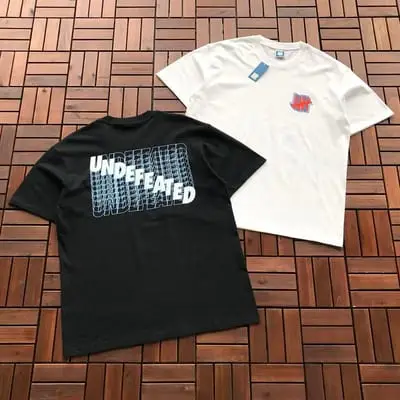 ￥~85 UNDEFEATED T-SHIRT 55070664 (im 185CM 80KG iwear size L in the photo)