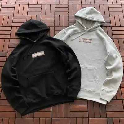 ￥~215 S🔥P🔥E🔥E & B🔥RB🔥RRY HOODIE FLEECE 77070639 (im 185CM 70KG iwear size S in the photo)