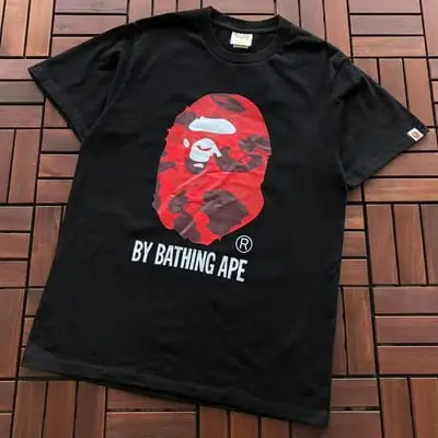 ￥~75 BAPE T-SHIRT 66072253 (im 185CM 70KG iwear size M in the photo)