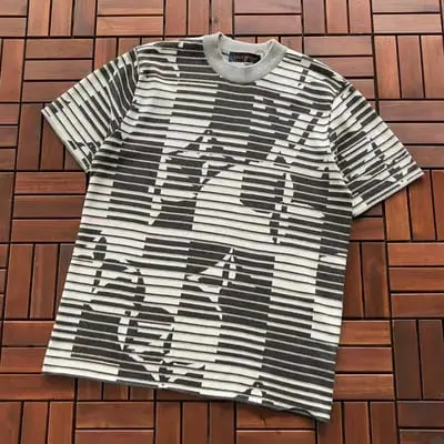 ￥ ~ 179 L🔥T-SHIRT SWEATER 55073055 (im 185CM 70KG iwear size S in the photo)