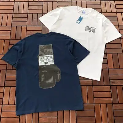￥~85 UNDEFEATED T-SHIRT 55070180 (im 180CM 68KG iwear size L in the photo)