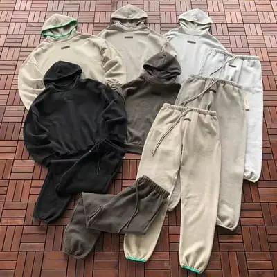 TOP￥ 185 PANTS￥ 165 FOG HOODIE TROUSERS FLEECE 88072607 (im 185CM 80KG iwear size S in the photo)