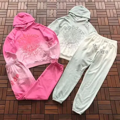 TOP￥~185 PANTS￥~185 S🔥5D🔥R HOODIE TROUSERS 66071923 (im 185CM 70KG iwear size M in the photo)