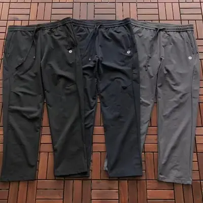 ￥~185 L🔥🔥UL🔥M🔥N TROUSERS 66080315 (im 185CM 70KG iwear size 3XL in the photo)