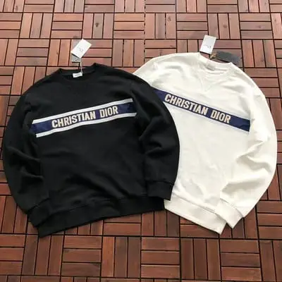 ￥~189 D🔥O🔥 SWEATER 66080449 (im 185CM 70KG iwear size L in the photo)