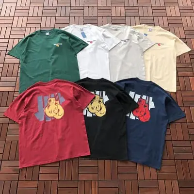 ￥ ~ 85 UNDEFEATED T-SHIRT 11123009 (im 180CM 68KG iwear size L in the photo)