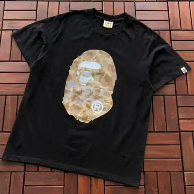 ￥~75 BAPE T-SHIRT 66072212 (im 185CM 70KG iwear size M in the photo)
