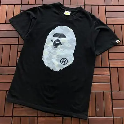 ￥~75 BAPE T-SHIRT 66072257 (im 185CM 70KG iwear size M in the photo)