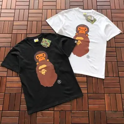 ￥~79 BAPE T-SHIRT 77070826 (im 185CM 70KG iwear size M in the photo)