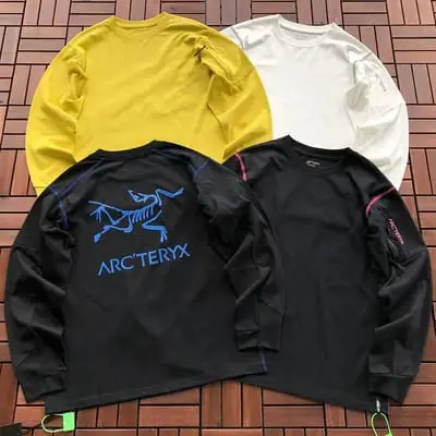 ￥~135 A🔥🔥T🔥🔥YX LONG-SLEEVE 77073110 (im 185CM 80KG iwear size S in the photo)