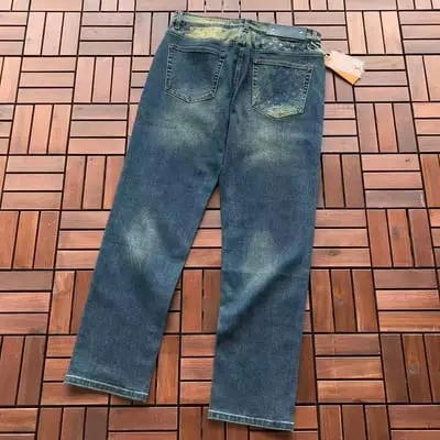 ￥~215 L🔥JEANS 66071016 (im 185CM 80KG iwear size 33 in the photo)