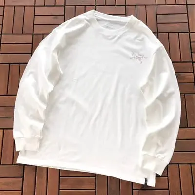 ￥~115 A🔥🔥T🔥🔥YX LONG-SLEEVE 77072189 (im 185CM 70KG iwear size M in the photo)