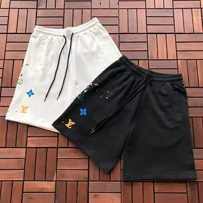 ￥~169 L🔥SHORTS 55071721 (im 185CM 80KG iwear size L in the photo)