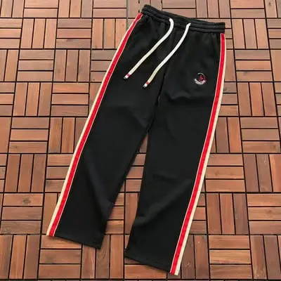 ￥219 M🔥🔥🔥🔥🔥R TROUSERS 88063007 (im 180CM 68KG iwear size L in the photo)