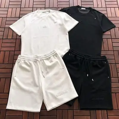 ￥~229 B🔥L🔥🔥🔥IA🔥A T-SHIRT SHORTS 55071077 (im 185CM 70KG iwear size L in the photo)