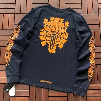 ￥~135 CH🔥OM🔥 HE🔥RTS LONG-SLEEVE 77073132 (im 185CM 80KG iwear size M in the photo)