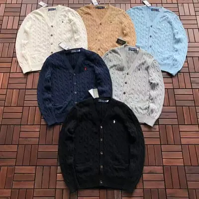 ￥ 195 RA🔥PH🔥AU🔥EN SWEATER 88081302 (im 180CM 68KG iwear size M in the photo)