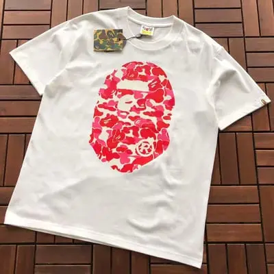 ￥~79 BAPE T-SHIRT 77072147 (im 185CM 70KG iwear size L in the photo)