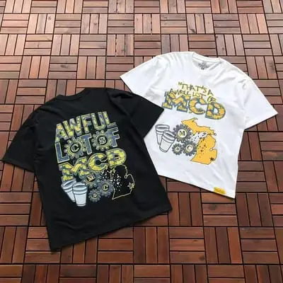 ￥~79 TH🔥T'S A AW🔥UL L🔥T OF C.. T-SHIRT 77071131 (im 185CM 70KG iwear size M in the photo)