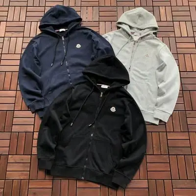 ￥~185 M🔥🔥🔥🔥🔥R HOODIE 66073010 (im 185CM 80KG iwear size M in the photo)