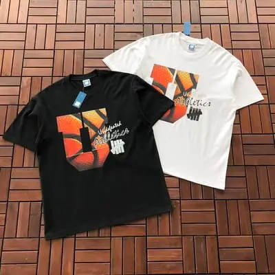 ￥~85 UNDEFEATED T-SHIRT 55070674 (im 185CM 80KG iwear size L in the photo)