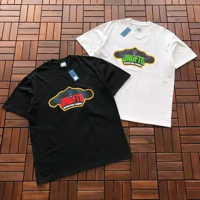 ￥~85 UNDEFEATED T-SHIRT 55071053 (im 185CM 70KG iwear size L in the photo)